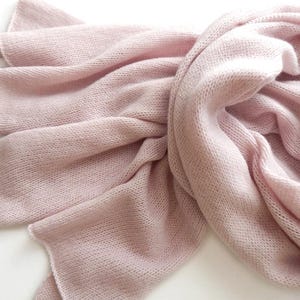 Knitted merino with cashmere pink powder scarf, light-pink scarf, knit merino wrap, women's scarf, powder wool wrap, light-pink merino stola
